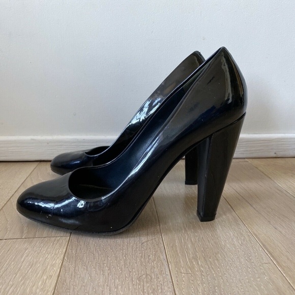 Miu Miu Size 7.5 Patent Leather Black 38 High Heel - Picture 2 of 7